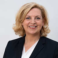 Dr. Stefanie Gerlach